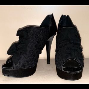 Kardashian Kollection Heels sz 9